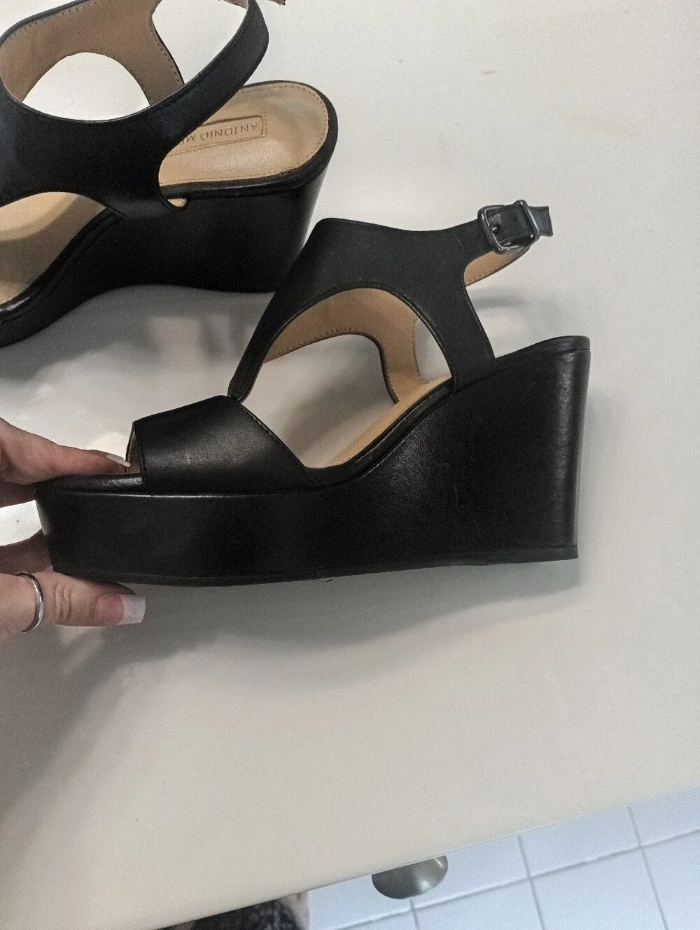 Antonio Melani Black Leather Platform Wedge Sandals Size 6.5 Ankle Strap